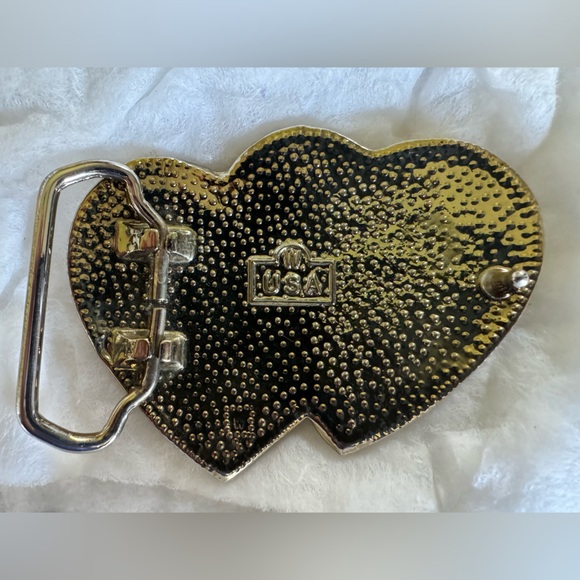 Heart shaped silver and gold belt buckle - Picture 4 of 4